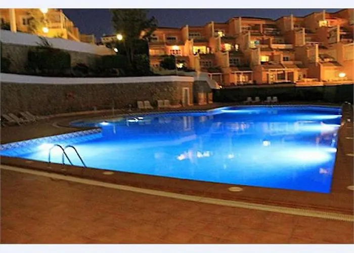 Vaso Rojo Vista Mar أذيخي