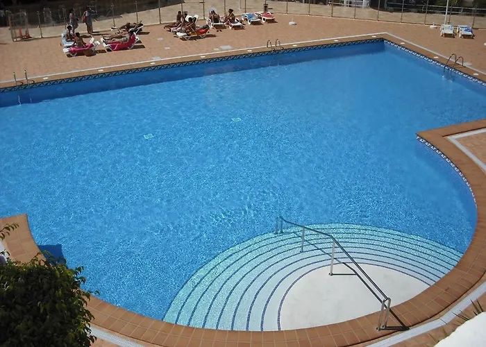 Vaso Rojo Vista Mar أذيخي