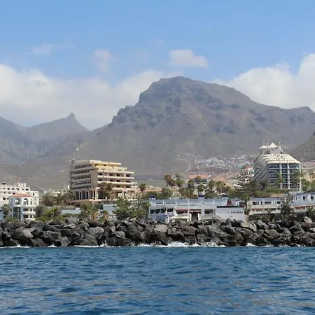 Vaso Rojo Vista Mar Costa Adeje