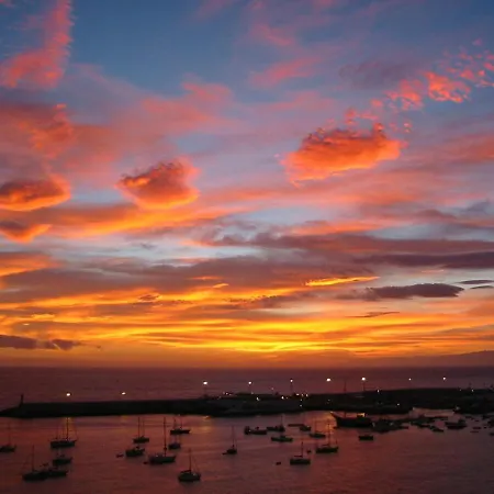 Vaso Rojo Vista Mar Apartment *