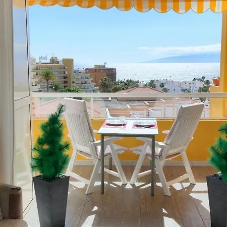 Vaso Rojo Vista Mar Costa Adeje