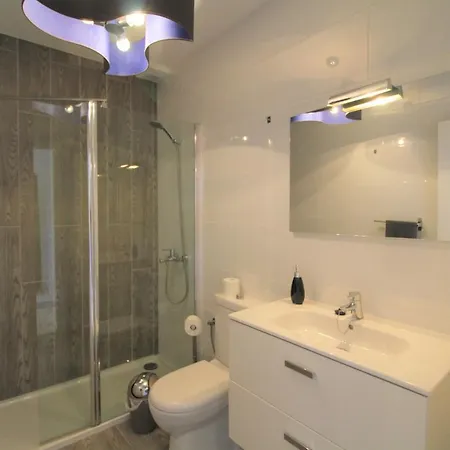 Vaso Rojo Vista Mar Lejlighed *